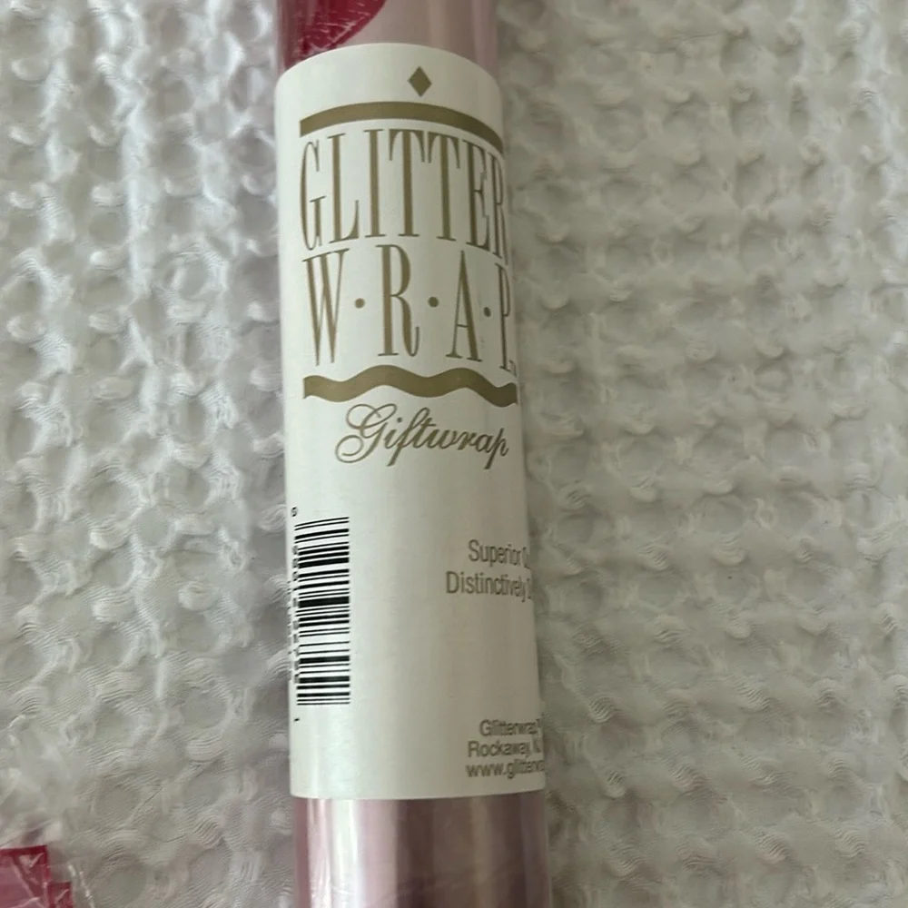 NWT, LIP MOTIF CELLOPHANE BAGS & ROLL